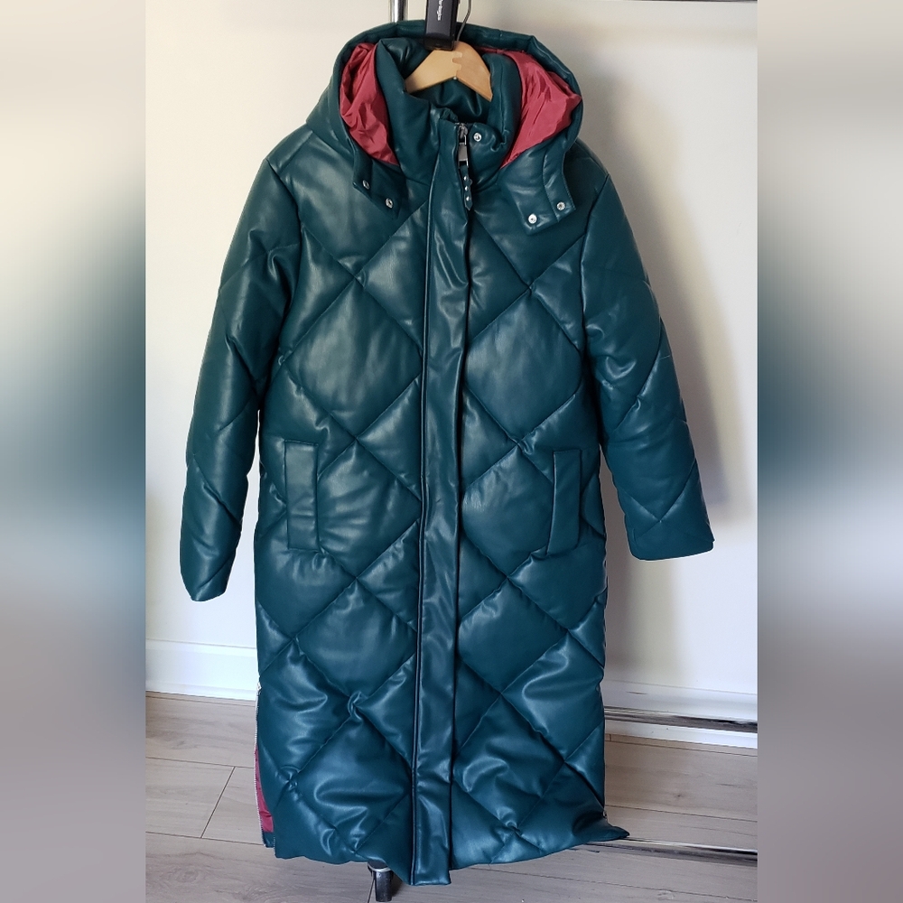 Rebecca Minkoff Teal and Coral Puffer Coat - Picture 2 of 10